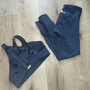 Matching set Lorna Jane outfit